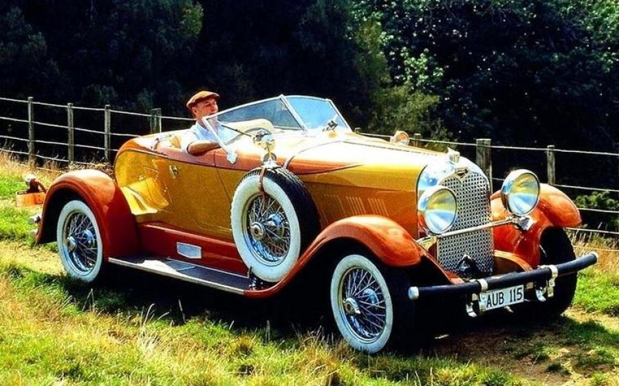 Auburn 115 Boattail Speedster RHD '1929